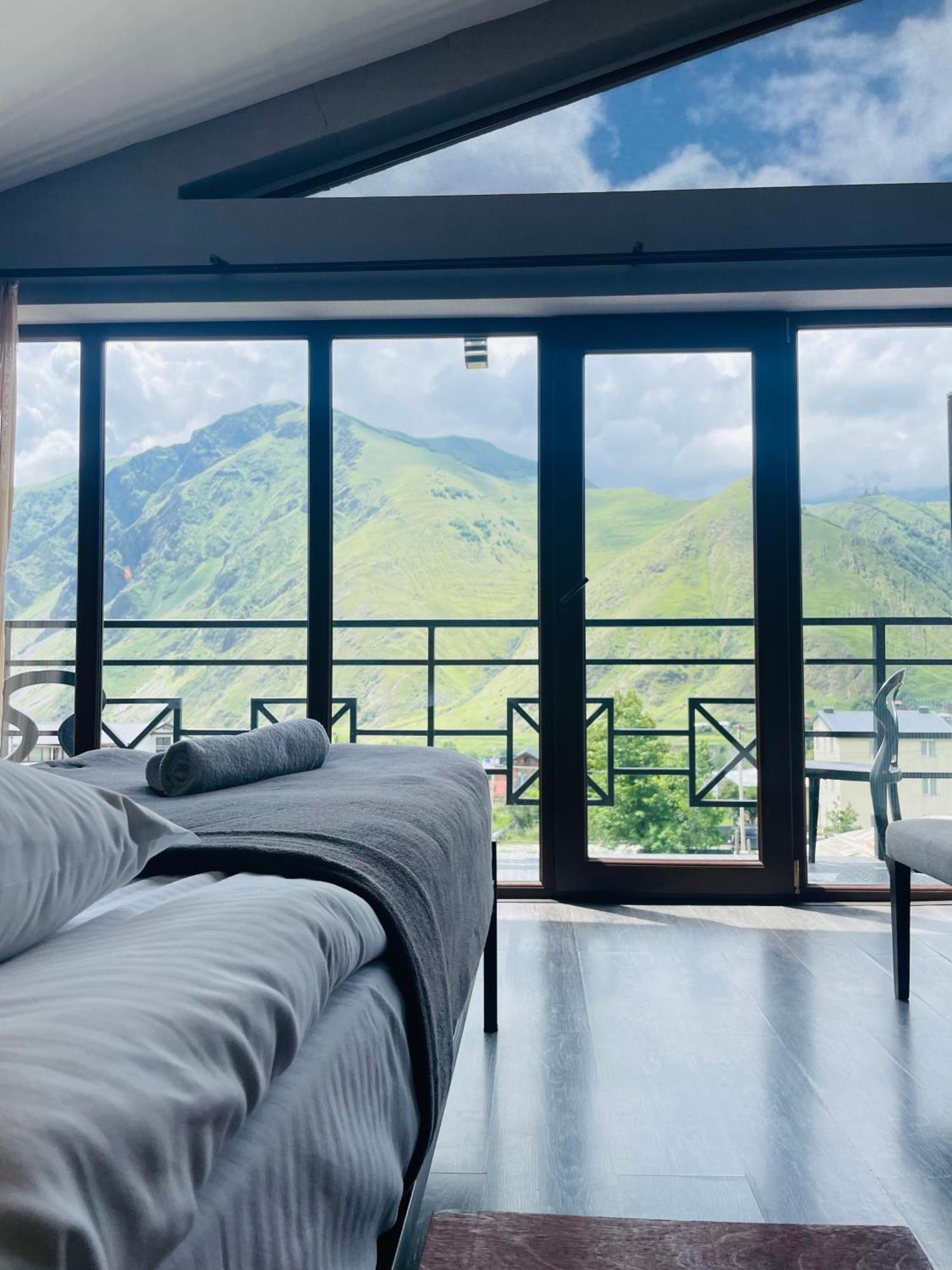 Chemodann Kazbegi Habitación foto